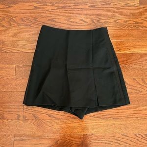 ZARA high waisted black mini skort